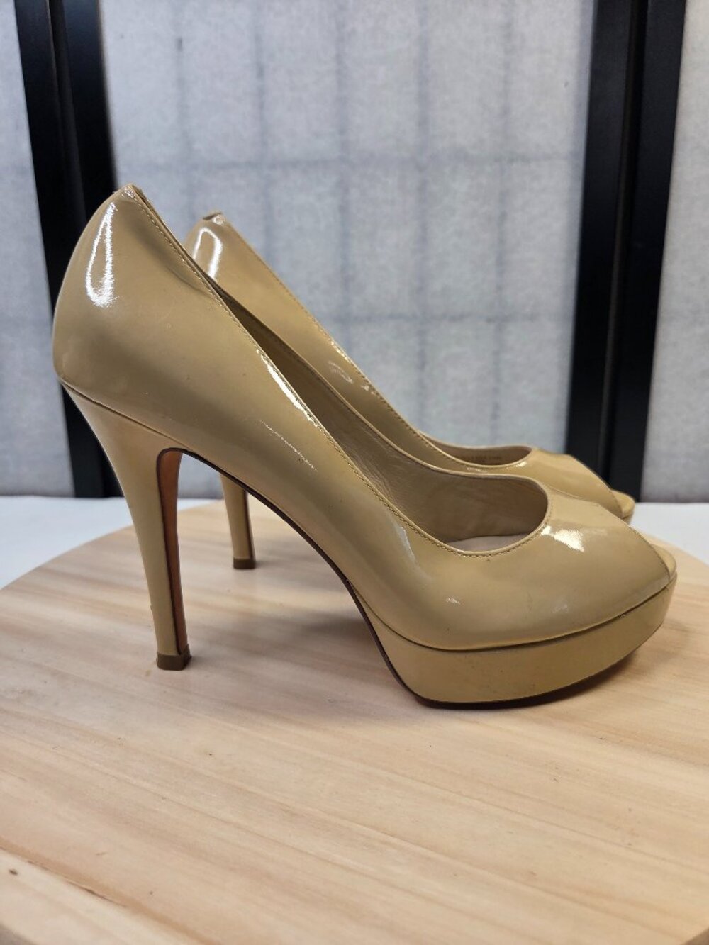 Cole Haan Nike Air Tan Patent Leather Peep Toe Stiletto Heels Women US 10B